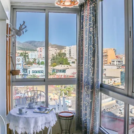 Apartment Beautiful In Benalmdena With 2 Bedrooms, Wifi And Outdoor Swimming Pool Benalmadena