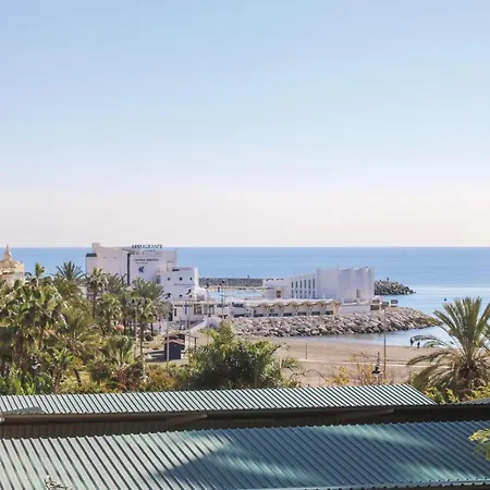 Beautiful In Benalmdena With 2 Bedrooms, Wifi And Outdoor Swimming Pool *